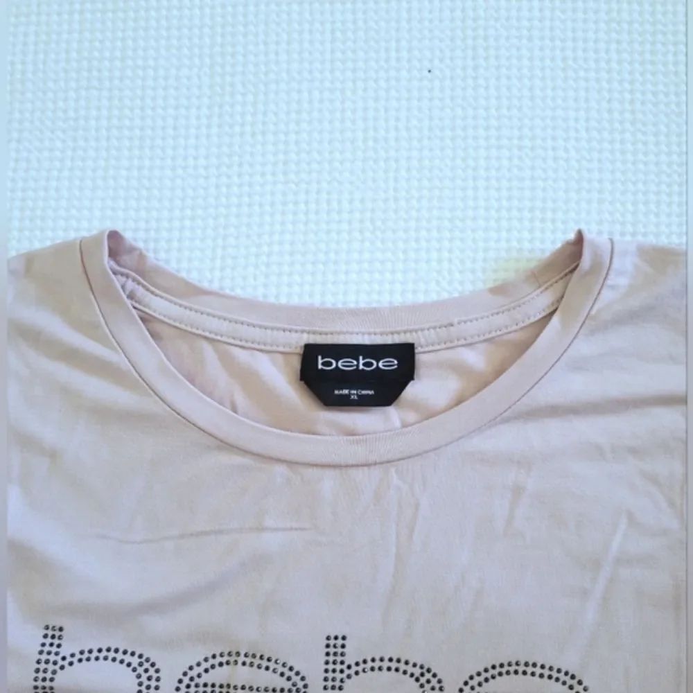 bebe Mirrored🪞 "bb" Rhinestone💎 Top - NWT - Picture 4 of 14